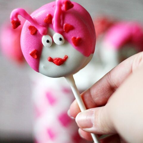 Love Bug Cookie Pops