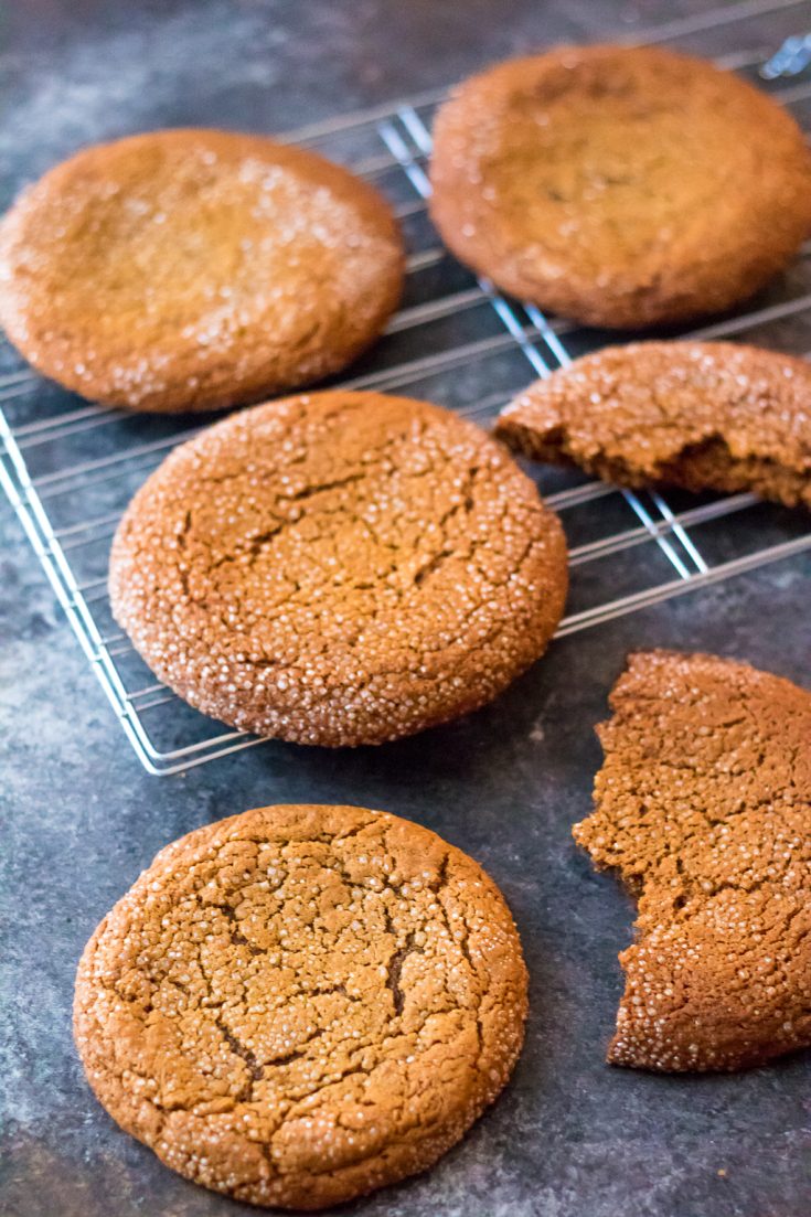 Chewy Molasses Cookies