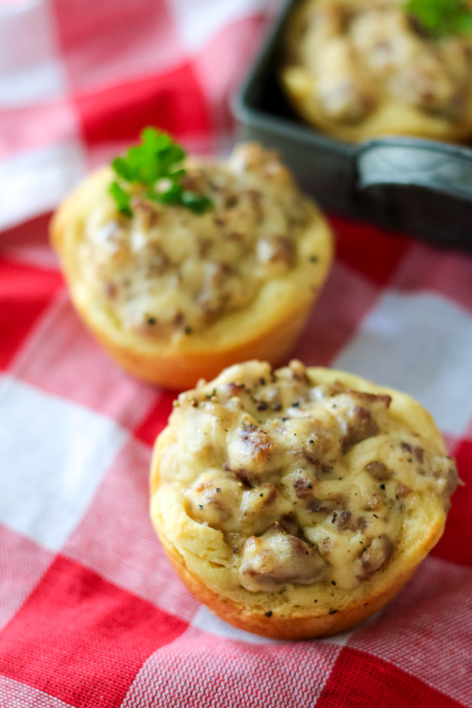 Sausage Gravy Biscuit Cups-3