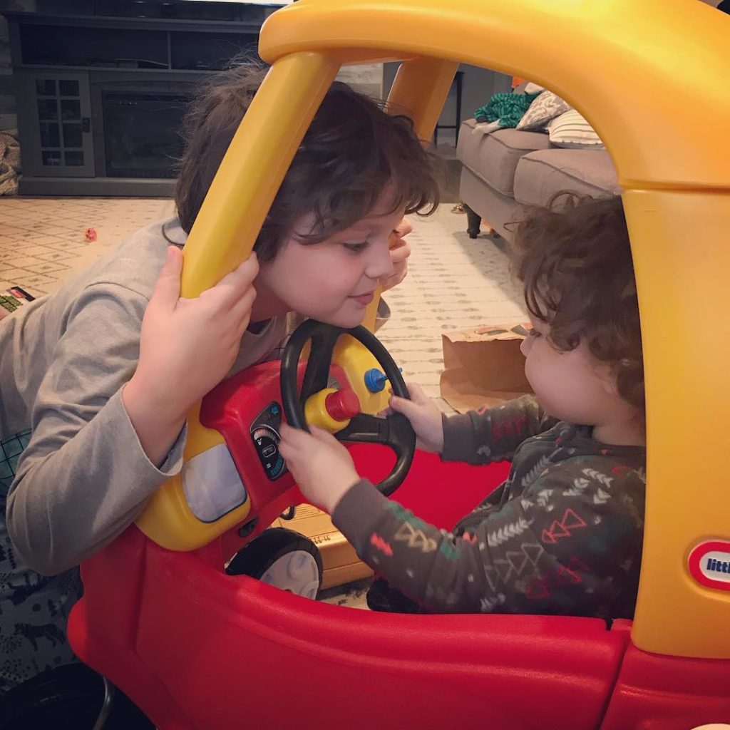 27356318_1603752456373075_6969080970893601744_o