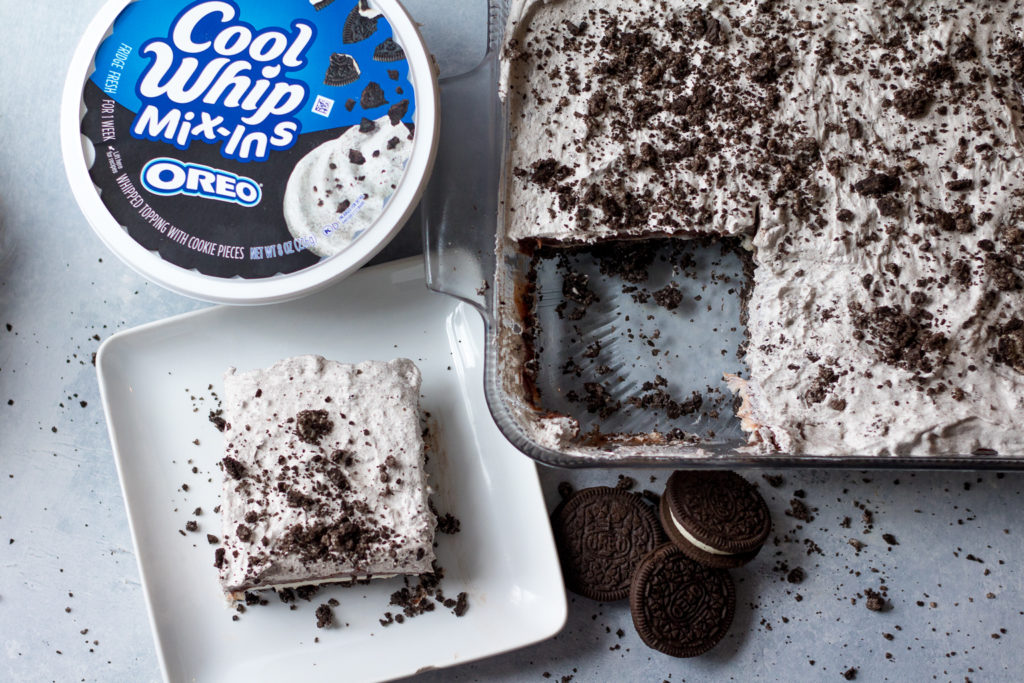 Cookies & Cream Lush is the ULTIMATE no bake dessert. Each layer is bursting with creamy, crunchy cookies & cream flavor!