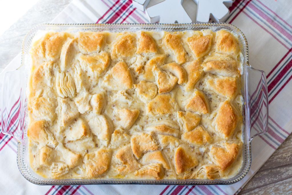 Sausage Gravy & Biscuit Casserole is an easy way to serve this classic breakfast dish! Bake it all together in one dish for a perfect breakfast!