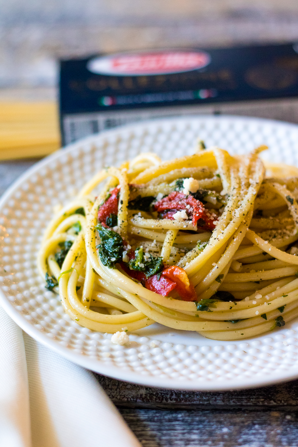 Spinach & Roasted Red Pepper Pasta