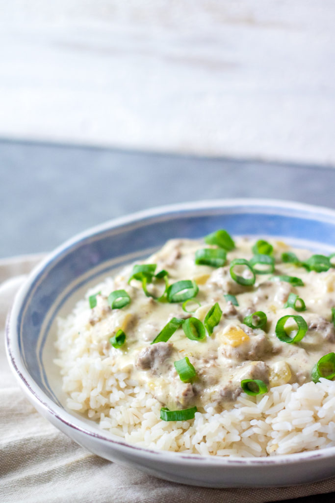 Cheesy Green Chile Beef & Rice is the perfect, easy, quick dinner that everyone will love! Full of flavor but not too spicy it is a crowd pleaser!&nbsp;