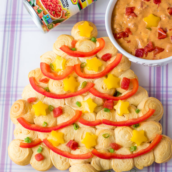 Holiday Chili Cheese Dip