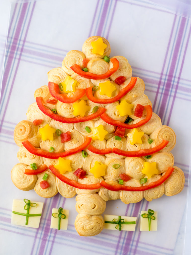 Holiday Chili Cheese Dip