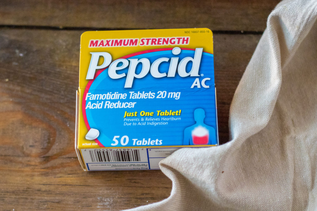 Prep for Summer with these Mini Banana Pudding Cups and stock up on some necessities like PEPCID AC® for all those Summer cookouts!