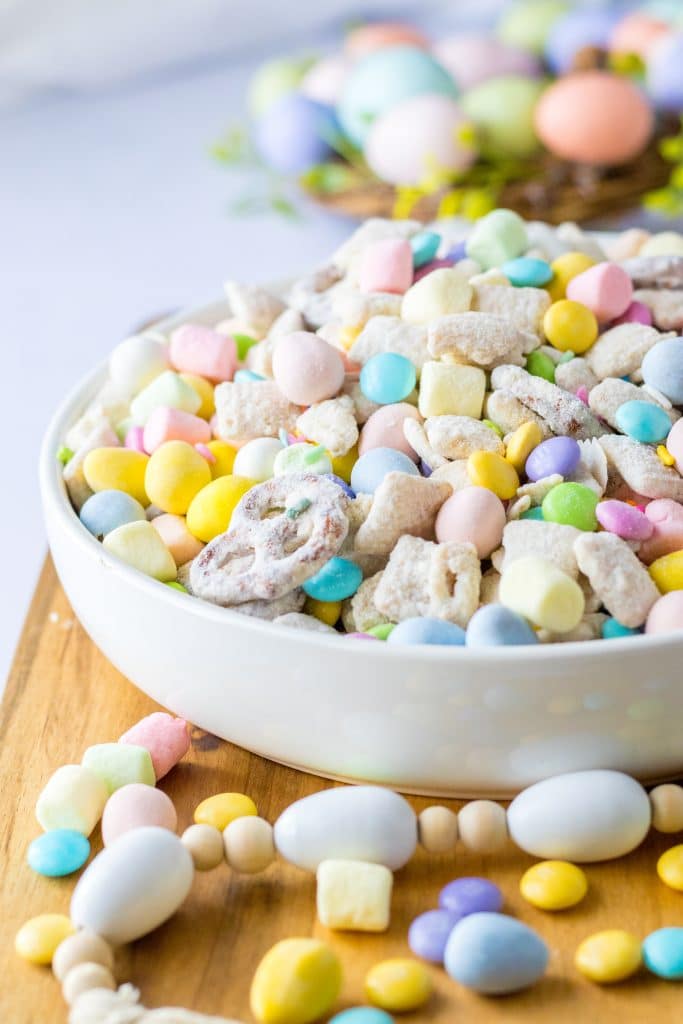 Side shot of bunny munch in a white bowl