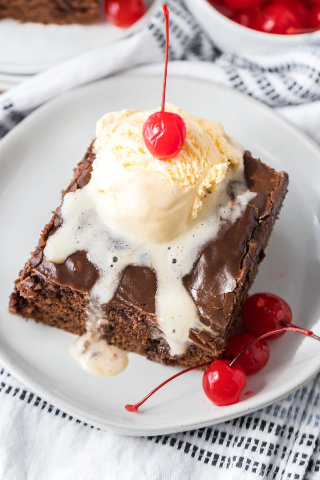 Copycat Cracker Barrel Double Fudge Coca Cola Cake - Life With The ...