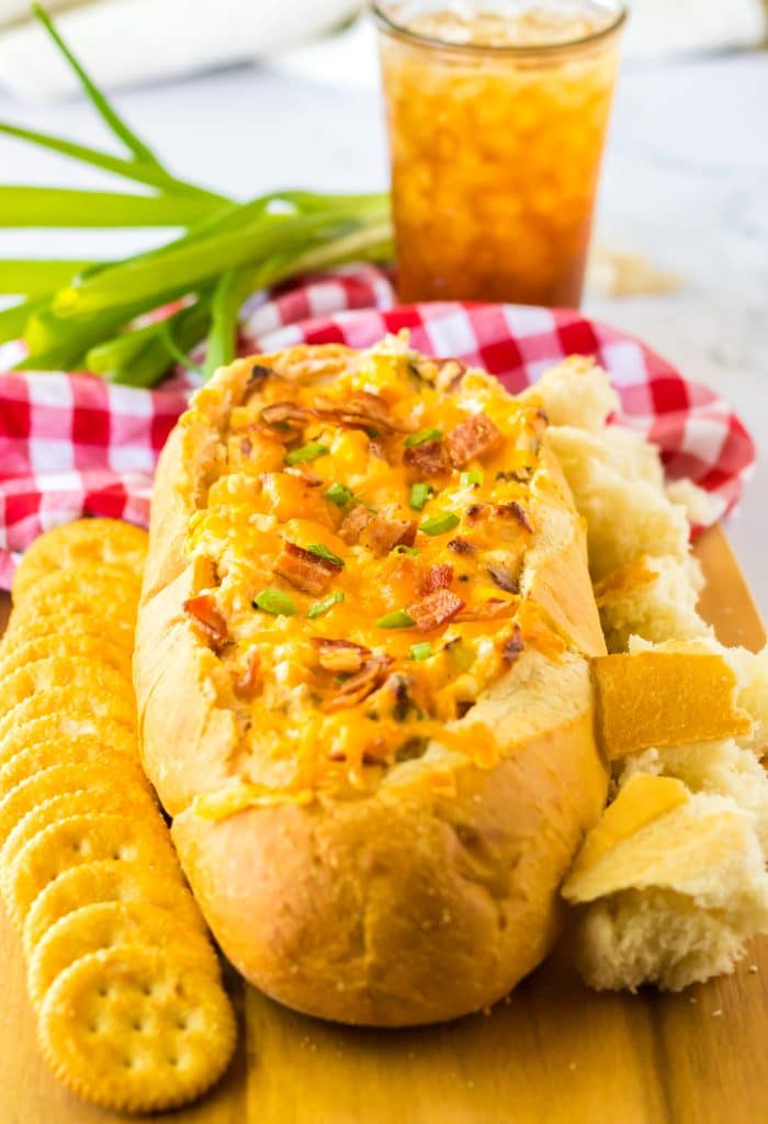 Mississippi Sin Dip on tray with crackers