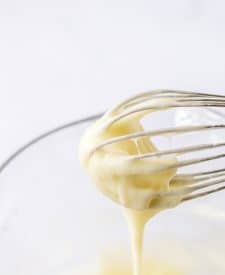 Hawaiian Cinnamon Rolls glaze