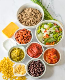 Slow Cooker Chili Mac ingredients