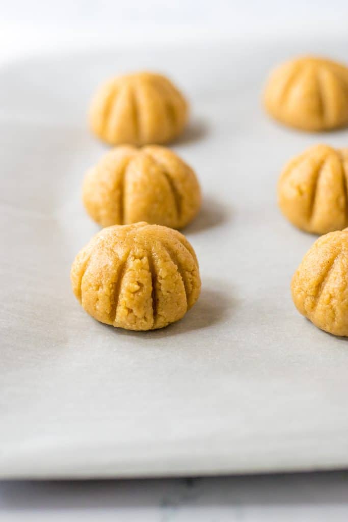 Pumpkin Cookie Truffles shaped
