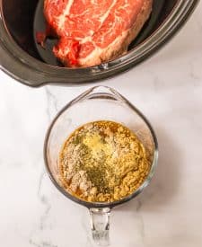 Slow Cooker Roast Beef Po Boy ingredients