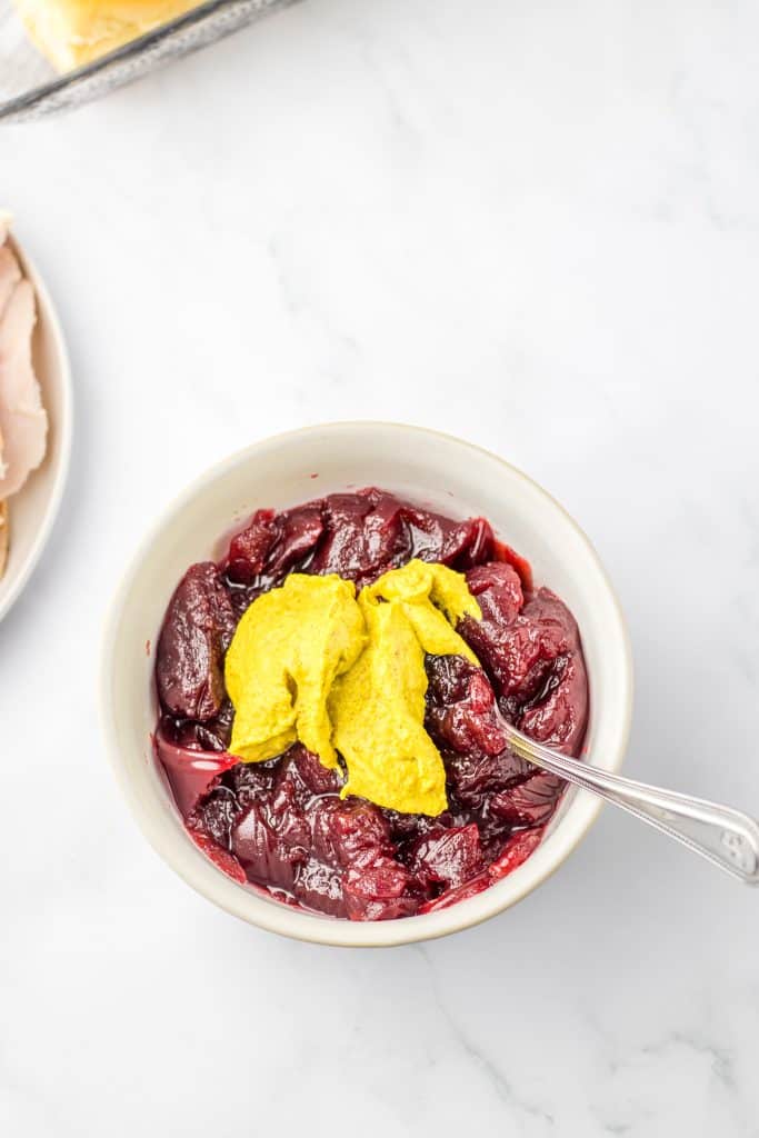 Cranberry Club Sliders sauce