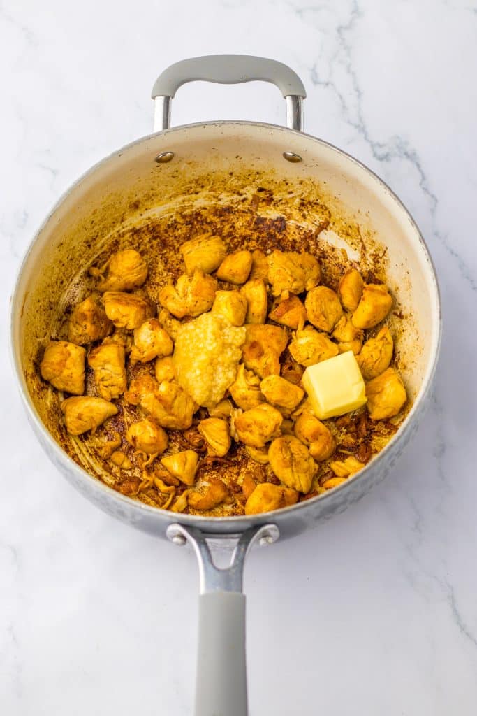 Garlic Parm Chicken & Potatoes in pan