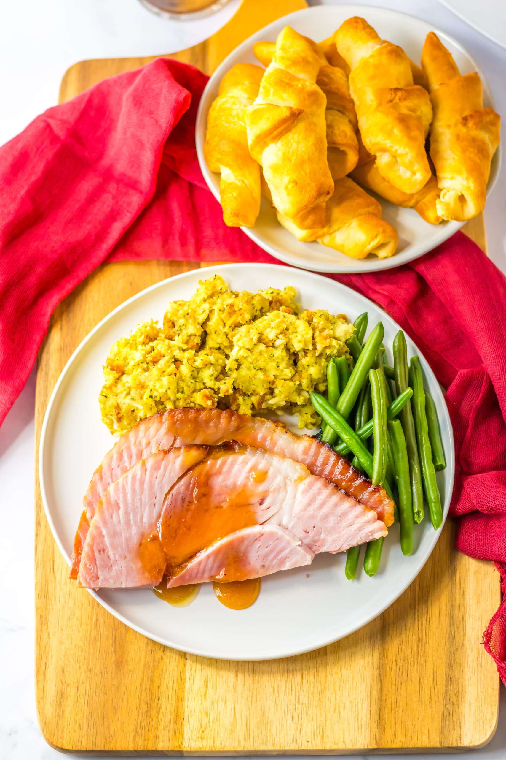 Old Fashion Holiday Glazed Ham plated