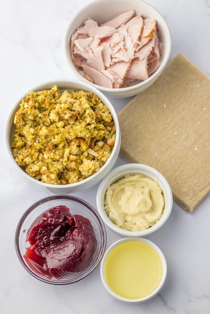 Thanksgiving Egg Rolls ingredients