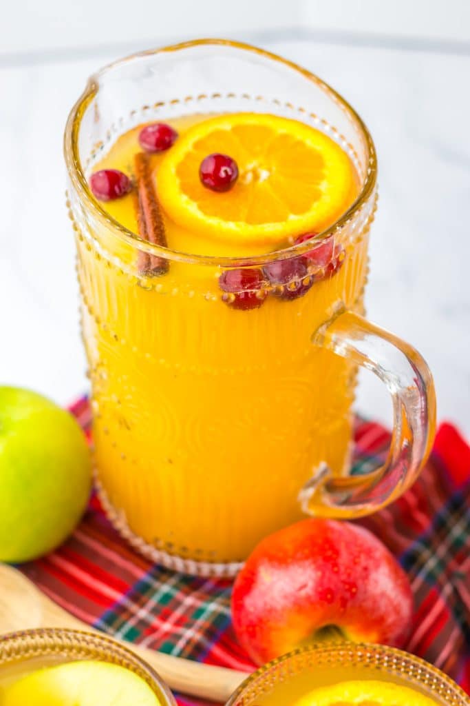 Thanksgiving Punch in pitcher