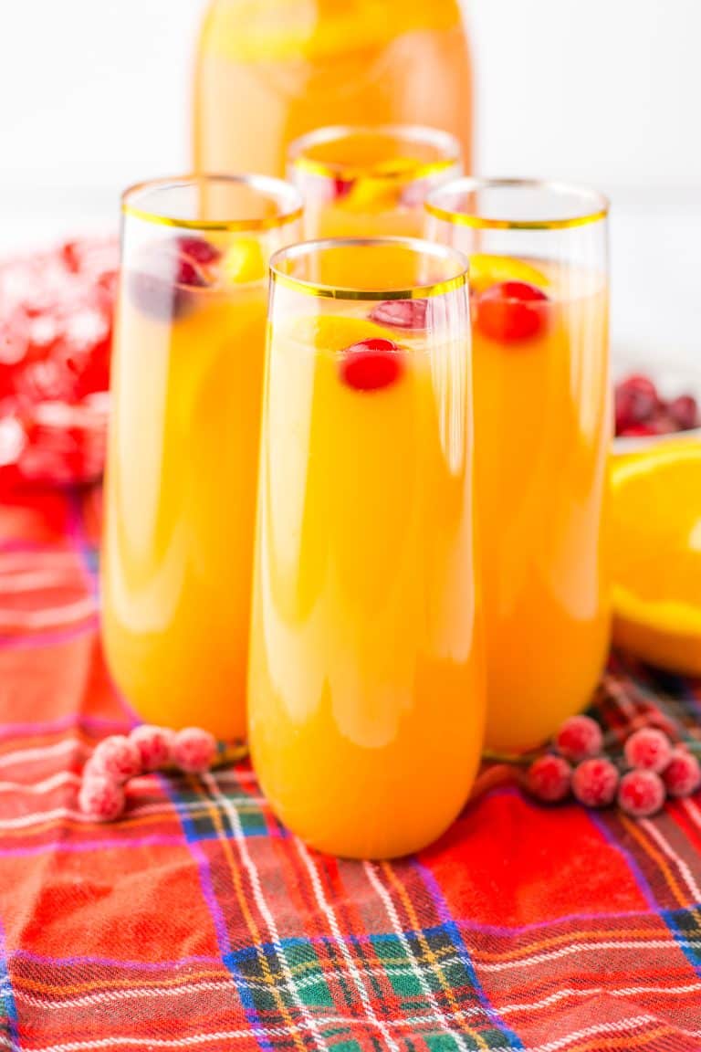 Christmas Morning Punch in glasses