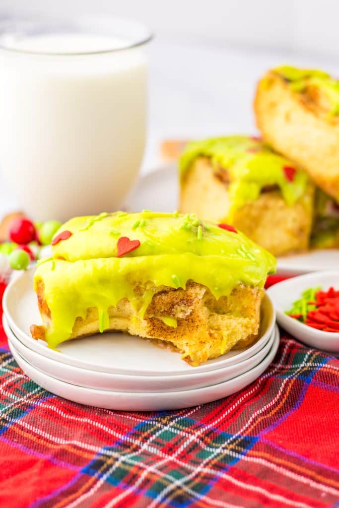 Grinch Cinnamon Rolls plated