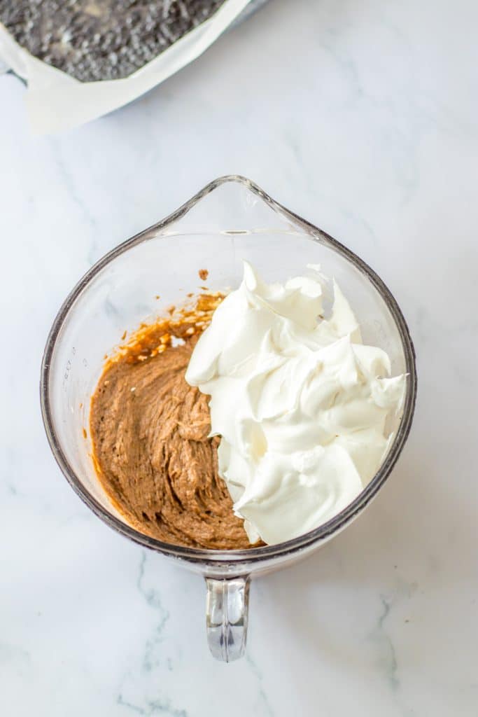 No Bake Hot Chocolate Lush hot chocolate layer