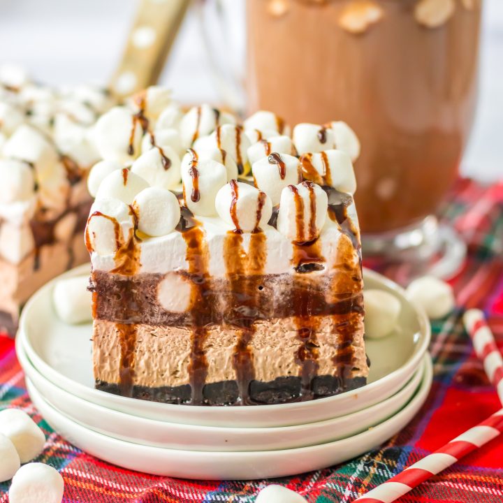 No Bake Hot Chocolate Lush plated