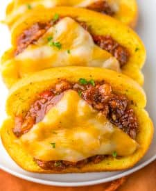 Sloppy Joe Texas Toast plated