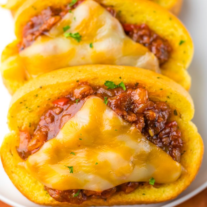 Sloppy Joe Texas Toast plated