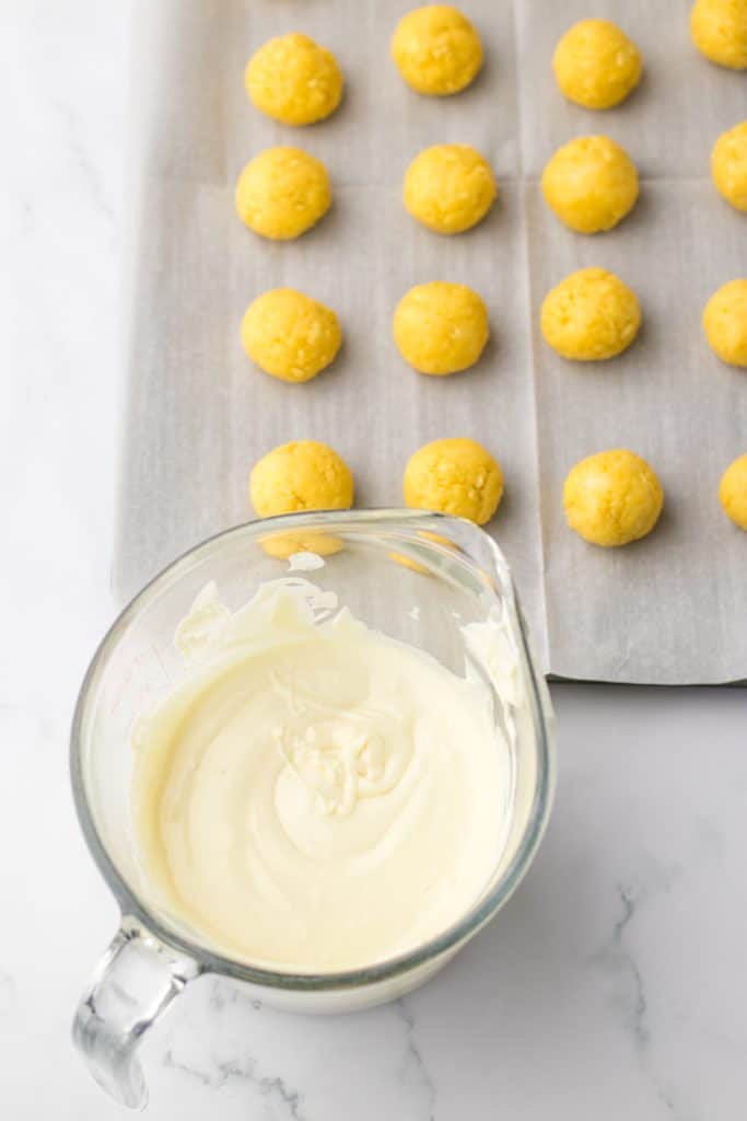 Bunny Butt Lemon Truffles ready to dip