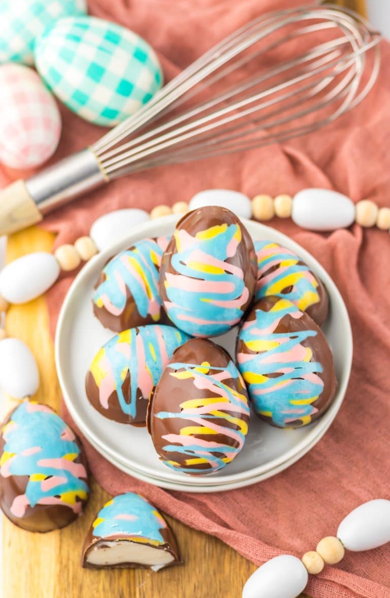 Easter Marshmallow Eggs plated