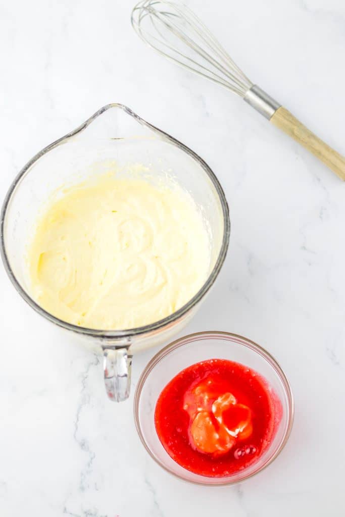 Raspberry Lemon Cheesecake Bars raspberry filling