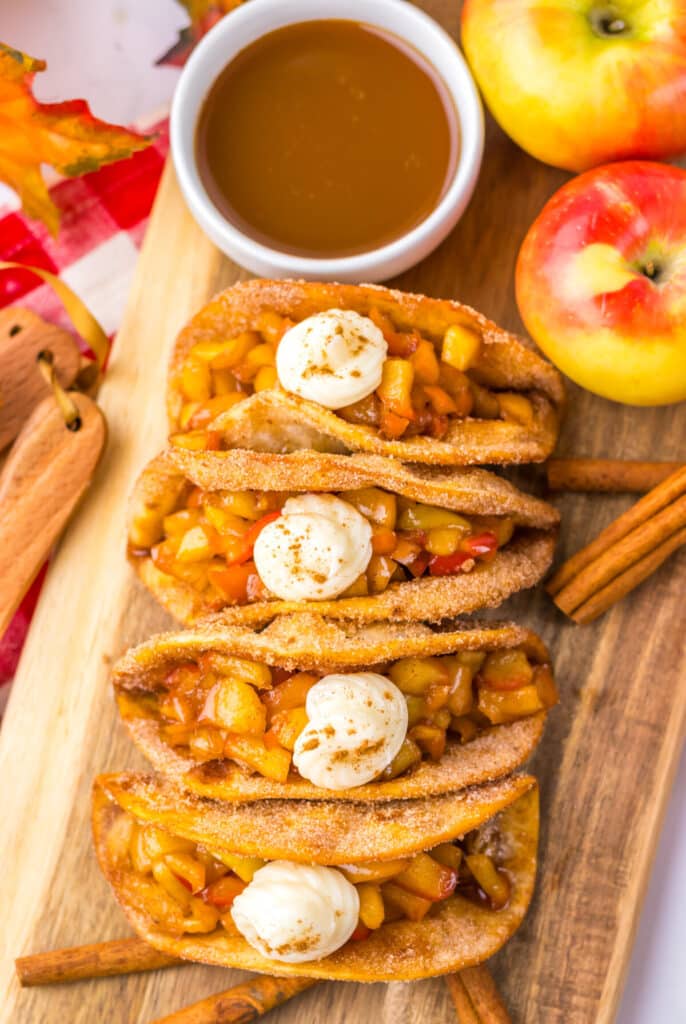 Apple Pie Tacos plated