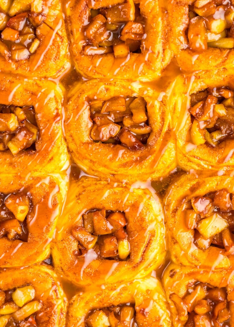 Caramel Apple Hawaiian Rolls in pan