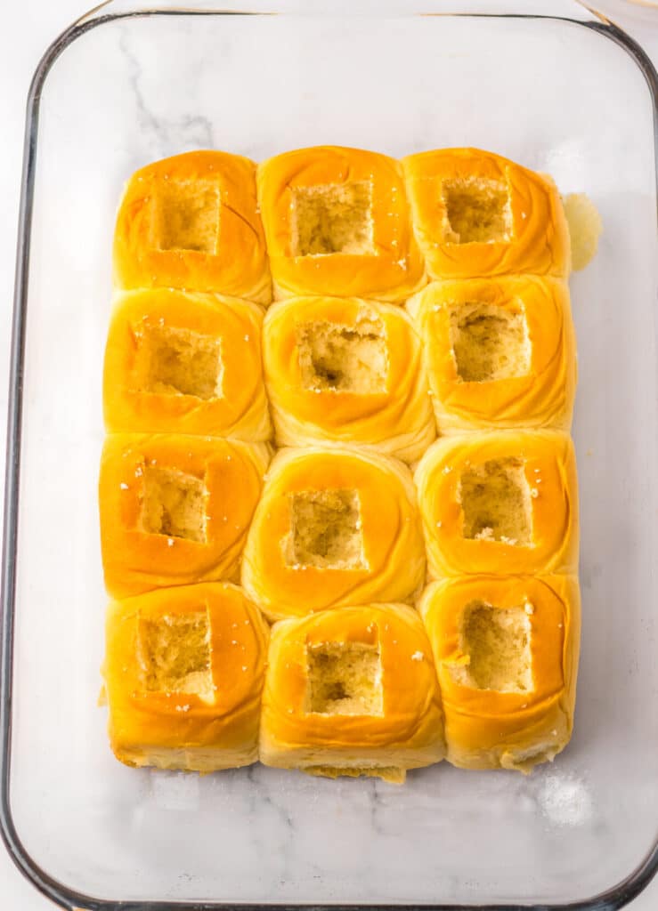 Caramel Apple Hawaiian Rolls rolls