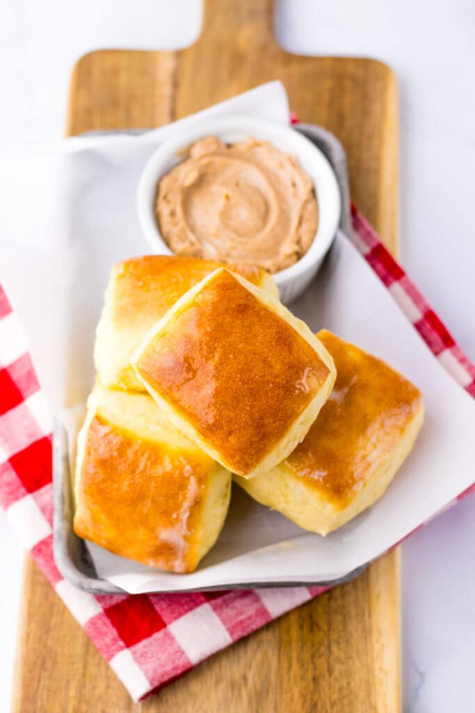 Copycat Texas Roadhouse Rolls plated