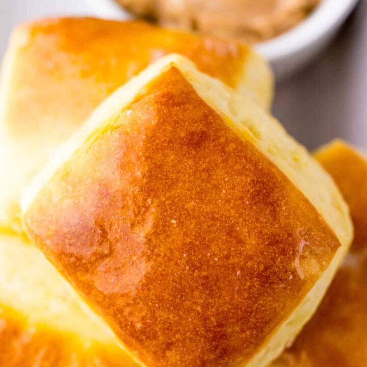 Copycat Texas Roadhouse Rolls closeup