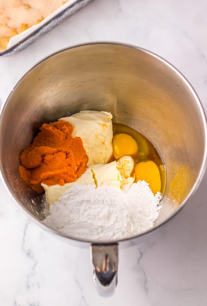 Pumpkin Cheesecake Snickerdoodle Bars filling