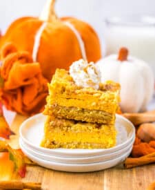 Pumpkin Cheesecake Snickerdoodle Bars plated