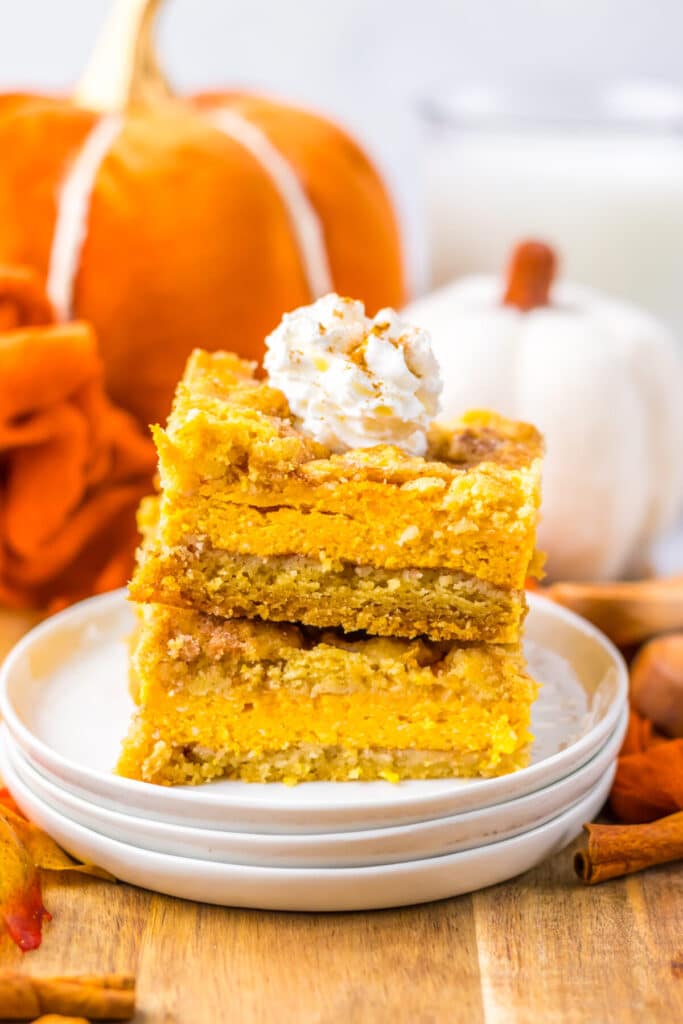 Pumpkin Cheesecake Snickerdoodle Bars plated