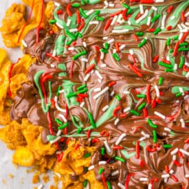 Christmas Cornflake Brittle finished