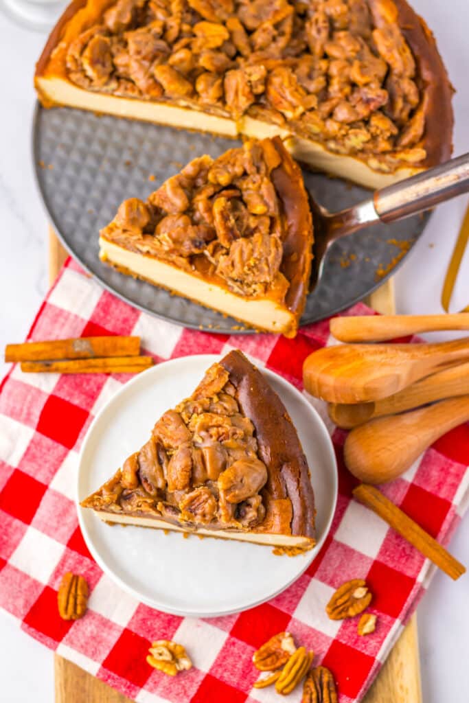 Pecan Pie Cheesecake plated