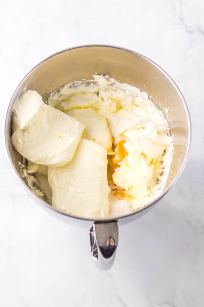 No Bake Easter Mini Cheesecakes batter