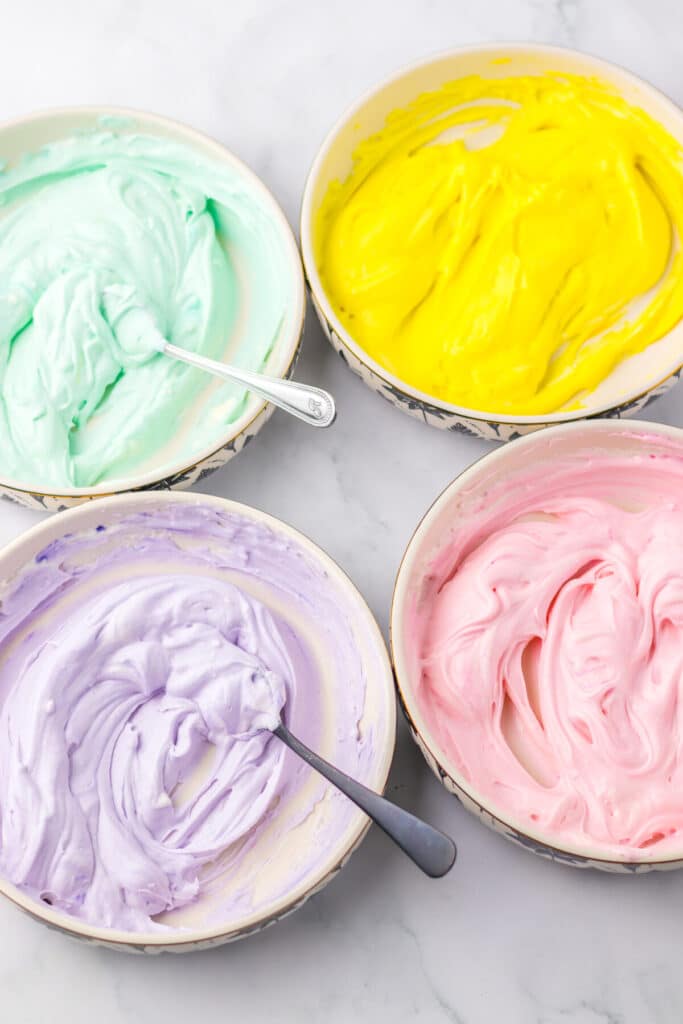 No Bake Easter Mini Cheesecakes batter