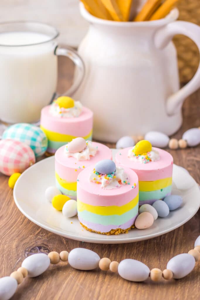 No Bake Easter Mini Cheesecakes plated