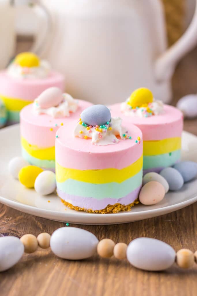 No Bake Easter Mini Cheesecakes plated
