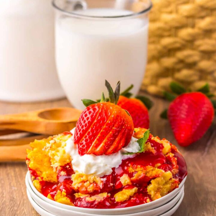 Strawberry Cheesecake Dump Cake plated