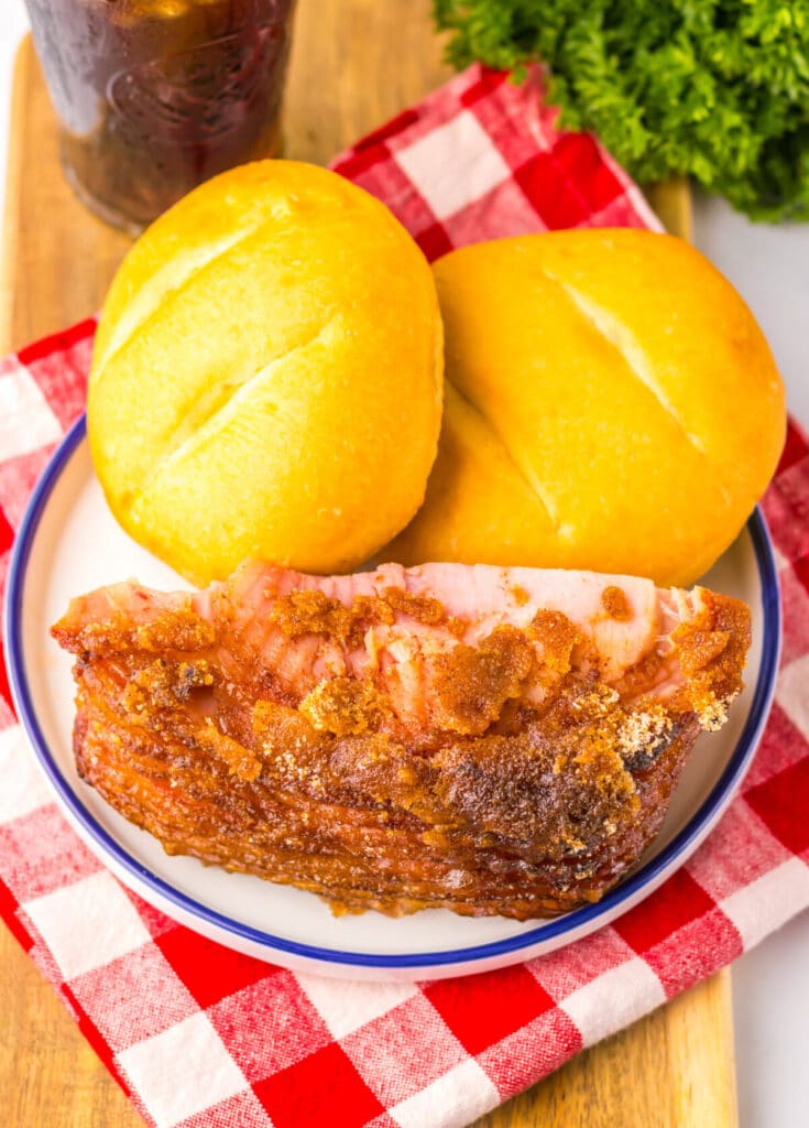 Copycat Honey Baked Ham plated