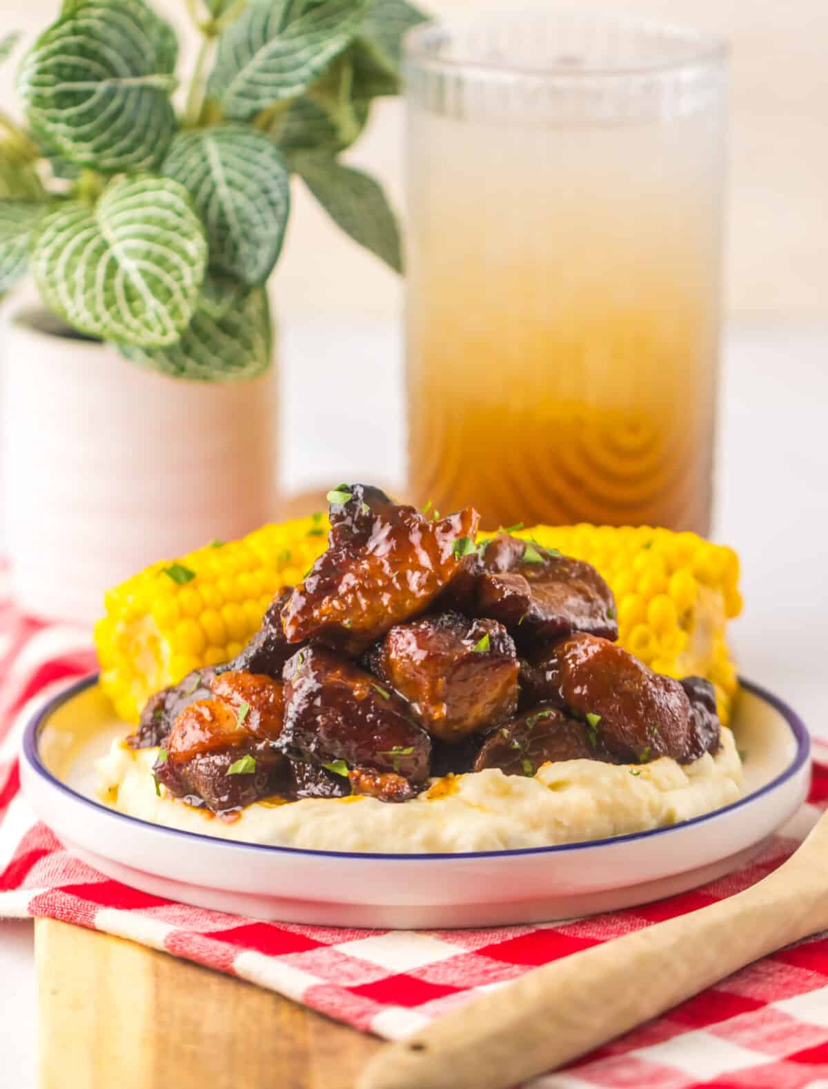Sweet and smoky honey barbecue riblets ready to serve.