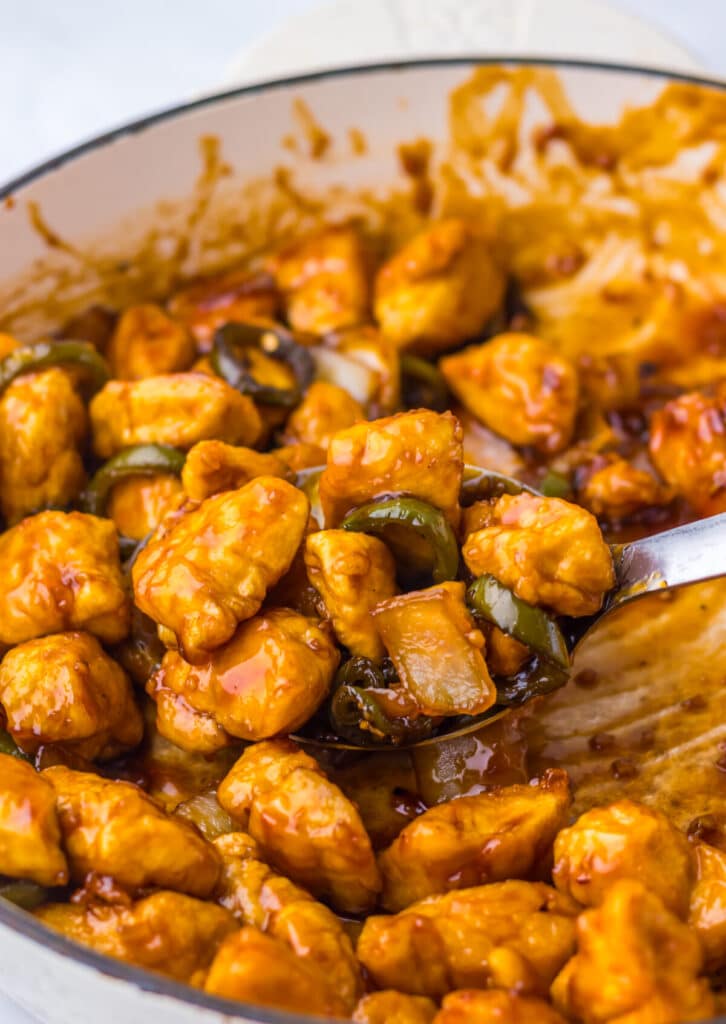 Copycat jalapeno chicken with peppers and savory sauce.